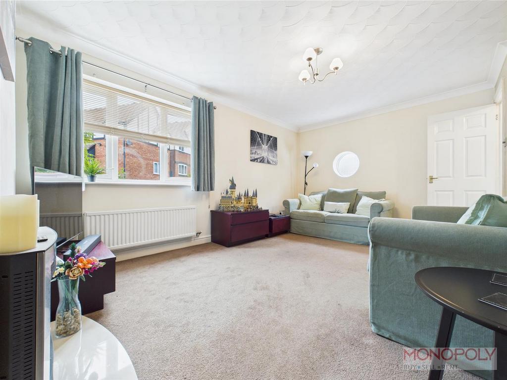 CAM01943 G0-PR0449-STILL002.jpg