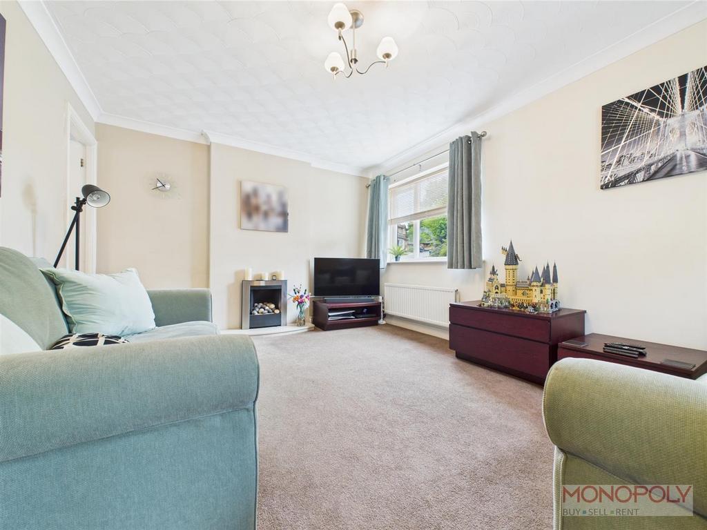 CAM01943 G0-PR0449-STILL009.jpg