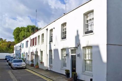 2 bedroom house to rent, Ryders Terrace, London NW8