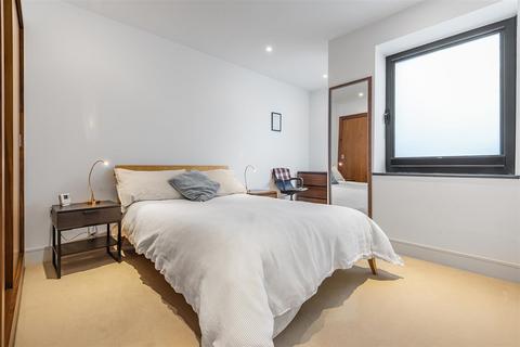 2 bedroom apartment to rent, 67-69 Maple Road, Surbiton KT6