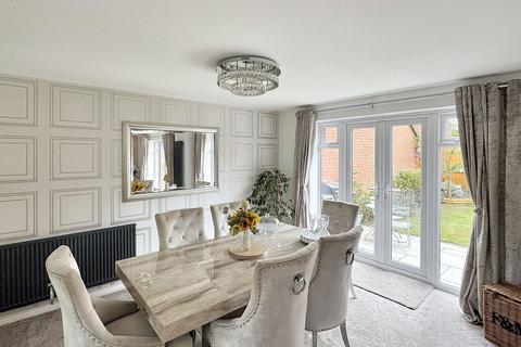 4 bedroom detached house for sale, Northumberland Road, Norlands Green, Widnes