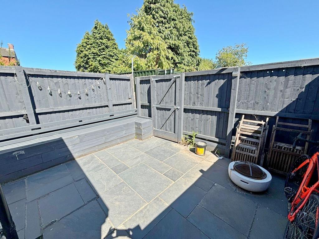 Rear External