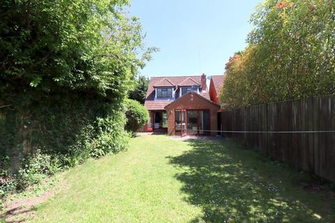 3 bedroom detached house for sale, Barton Road, Luton