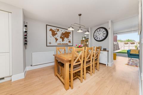 4 bedroom semi-detached house for sale, Burton Street, Market Harborough LE16