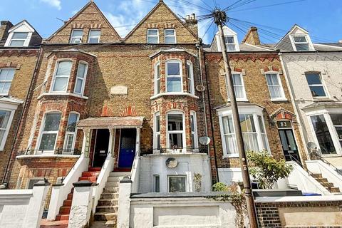 Flat 2, 85 West Cliff Road, Ramsgate, CT11 9NS