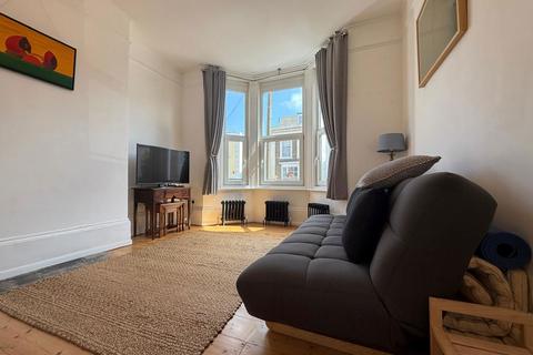 Flat 2, 85 West Cliff Road, Ramsgate, CT11 9NS