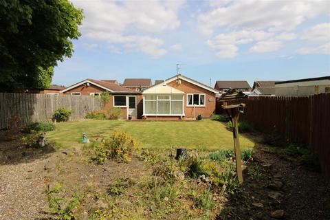 2 bedroom detached bungalow for sale, Aldeburgh Avenue, Newcastle Upon Tyne NE15