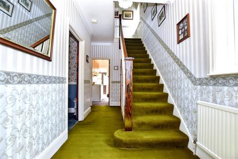 3 bedroom semi-detached house for sale, Upton Road, Bexleyheath, DA6