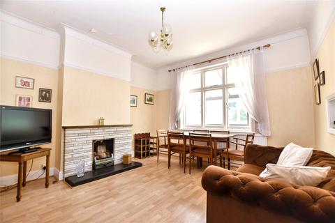 3 bedroom semi-detached house for sale, Upton Road, Bexleyheath, DA6