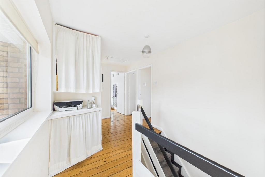 CAM04106 G0-PR0163-STILL013.jpg