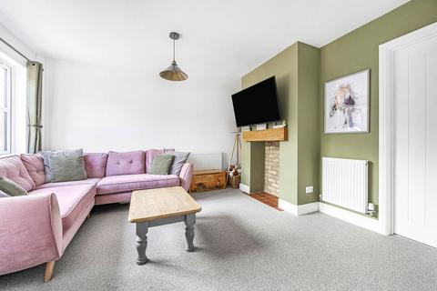 16 Fairfax Gate, Holton, Oxford, OX33 1QE