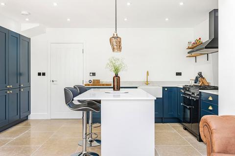 16 Fairfax Gate, Holton, Oxford, OX33 1QE