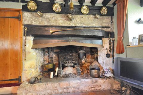 3 bedroom cottage for sale, The Street, East Knoyle, Salisbury