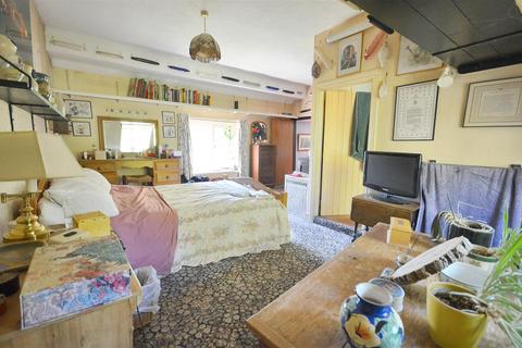 3 bedroom cottage for sale, The Street, East Knoyle, Salisbury