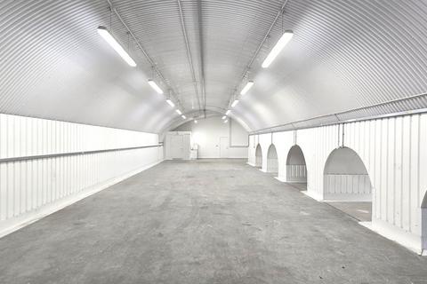 Industrial unit to rent, Arch 114, Tent Street, Bethnal Green, London, E1 5DZ