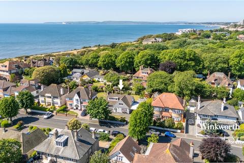 45 Keswick Road, Bournemouth, BH5 1LR