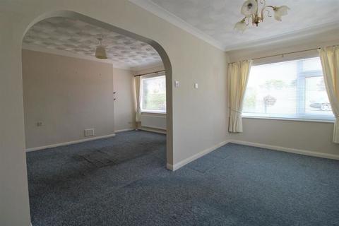 2 bedroom detached bungalow for sale, South Moor Drive, Heacham, King's Lynn, Norfolk, PE31 7BW