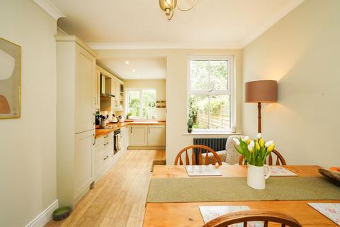 7 Edgebrook Road, Sheffield, S7 1SG