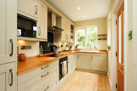 7 Edgebrook Road, Sheffield, S7 1SG