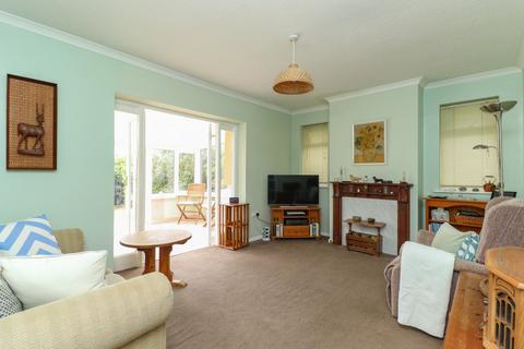 2 bedroom bungalow for sale, Kent Gardens, Birchington, CT7