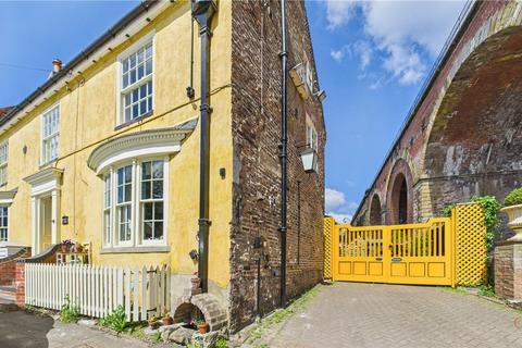 4 bedroom end of terrace house for sale, Bridge Street, Yarm TS15