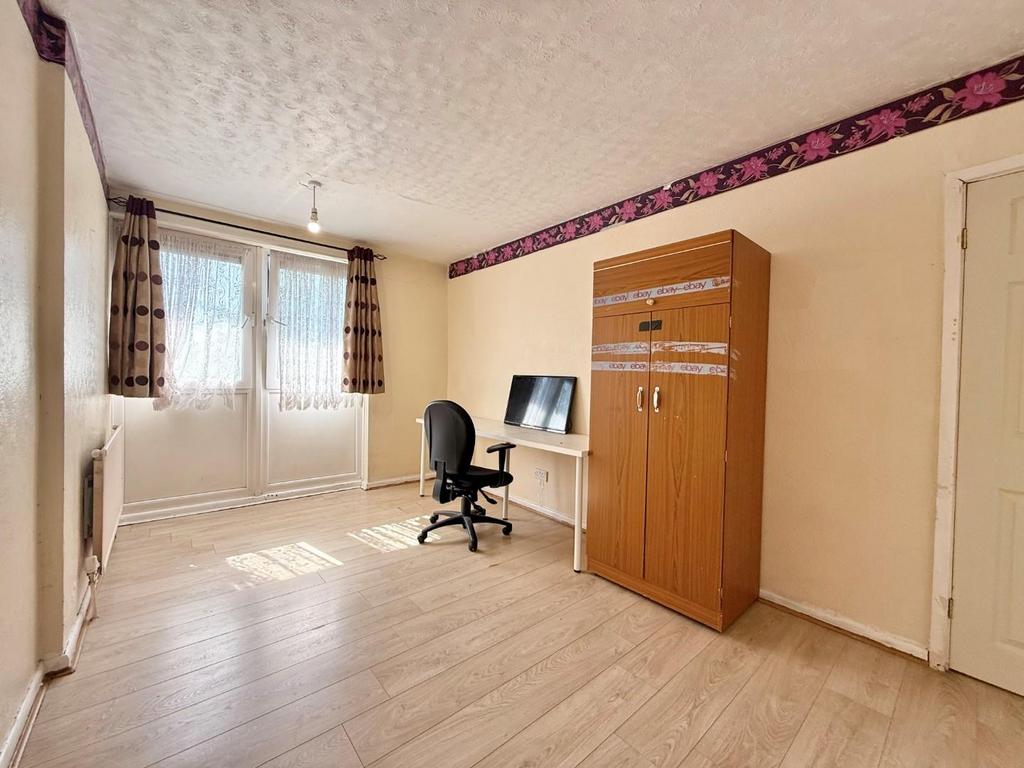 3rd bedroom.jpg
