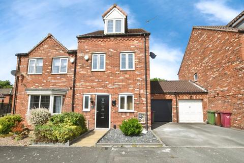 3 bedroom semi-detached house for sale, Barnard Meadows, Kirton Lindsey, Gainsborough