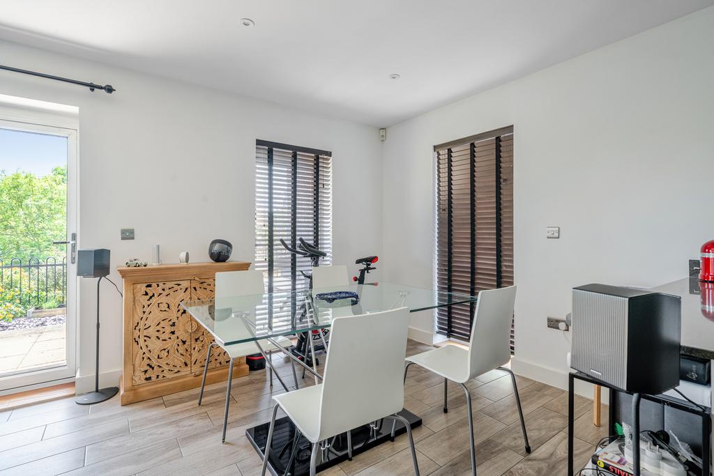 Kitchen / Living Room