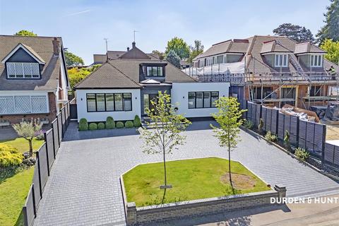 Nursery Road, Loughton, IG10
