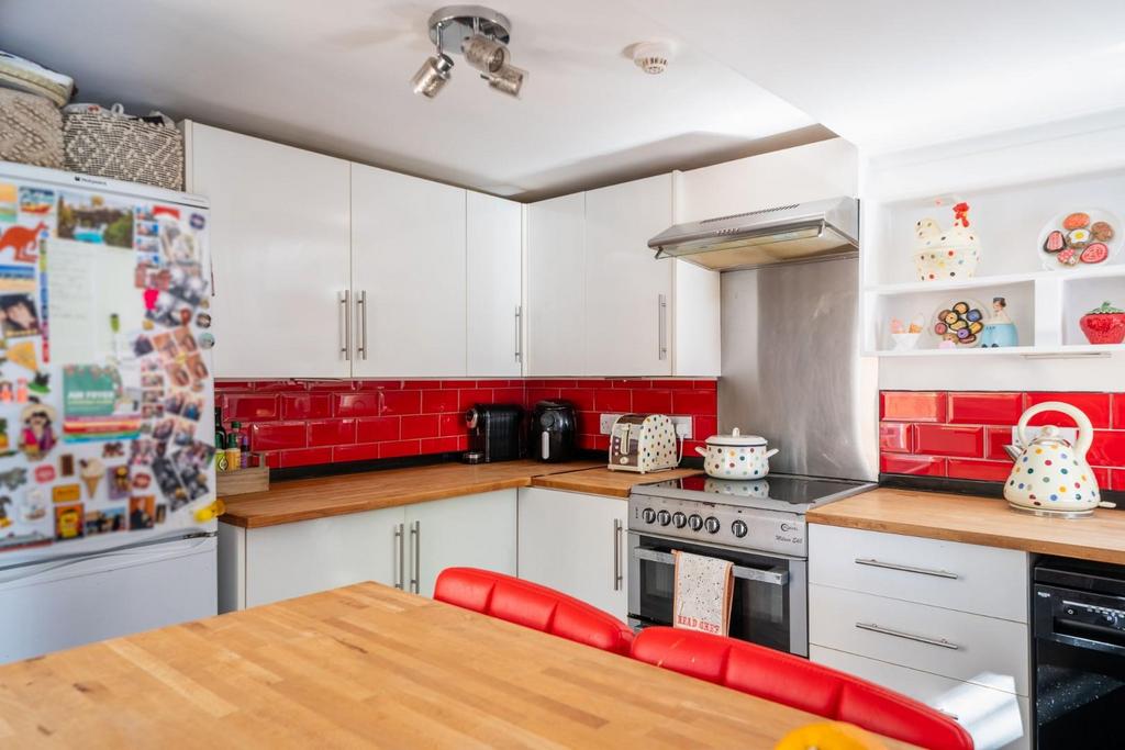 10-web-or-mls-1 HOVE PARK VILLAS FINISHED EDITS-11