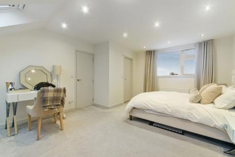 4 bedroom terraced house for sale, Fieldend Road, London, SW16