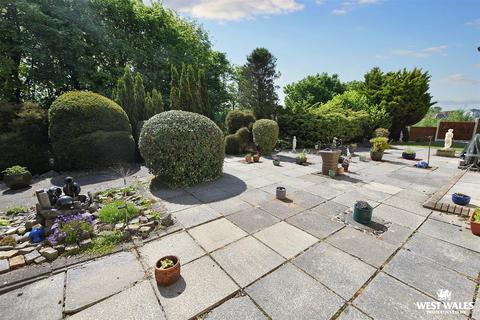 5 bedroom detached house for sale, Oakfield Drive, Kilgetty