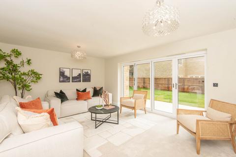 5 bedroom detached house for sale, Normanhurst Park, Matlock DE4