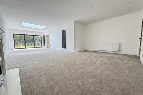 7 bedroom detached house for sale, Englestede Close, Handsworth Wood. Birmingham