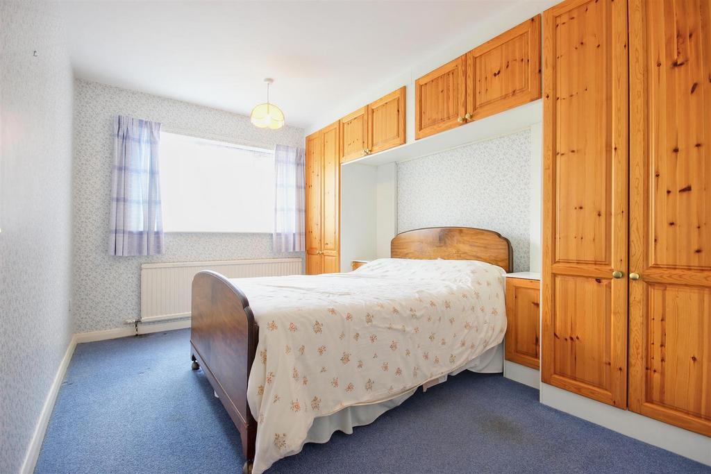 Bedroom 1 (rear)