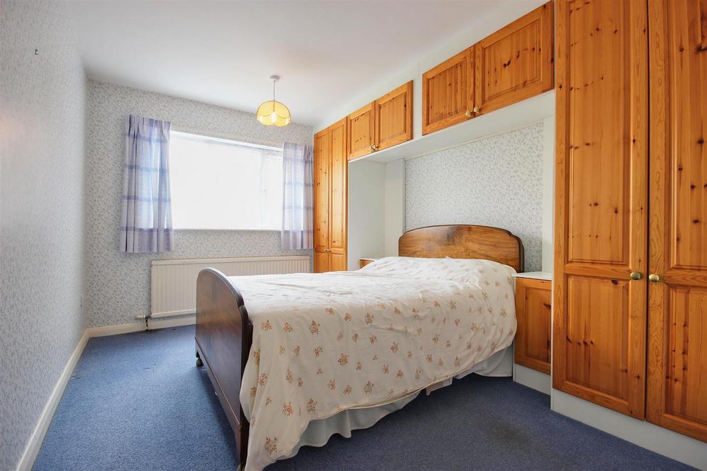 Bedroom 1 (rear)