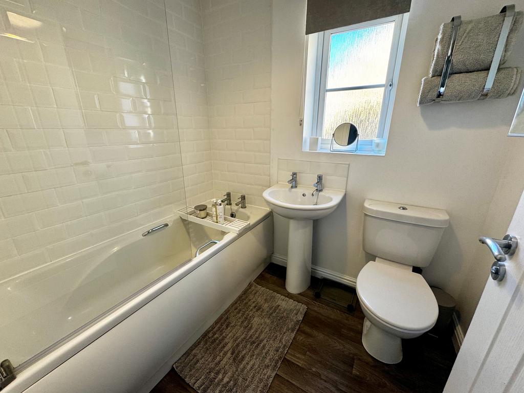Bathroom &amp; Toilet