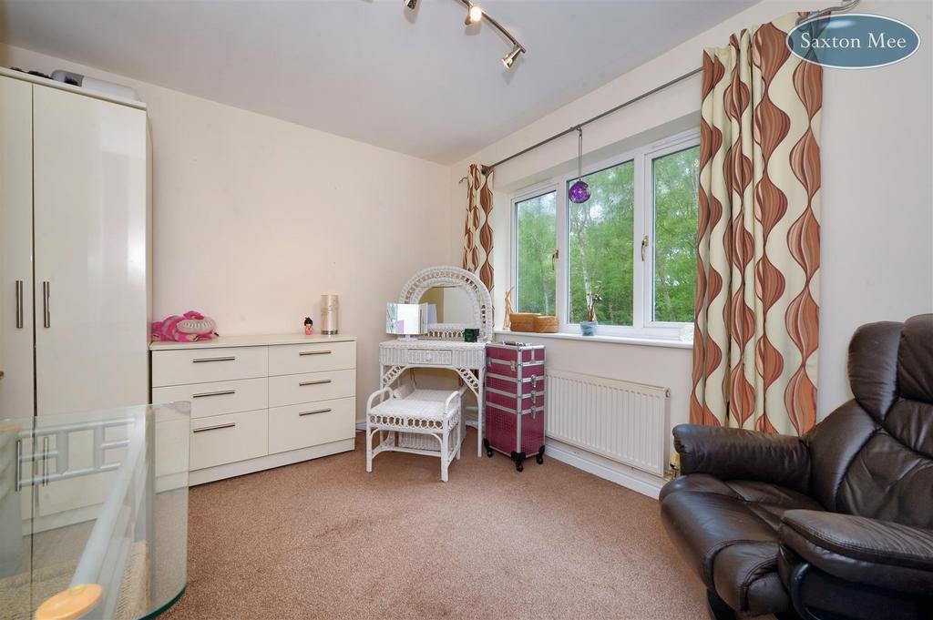 Bedroom 4 2001.jpg