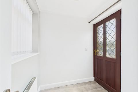 16 Basil Green, Orton Longueville, Peterborough, PE2 7AW