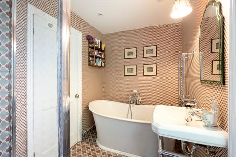 50 Orbel Street, London, SW11 3NZ