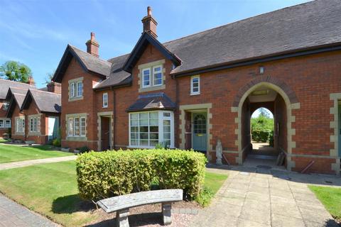 2 bedroom semi-detached house for sale, Newland, Malvern
