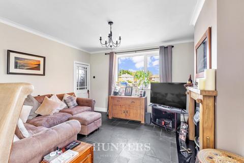 13 Conway Close, Middleton, Manchester, M24 1EW