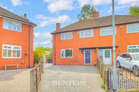 13 Conway Close, Middleton, Manchester, M24 1EW