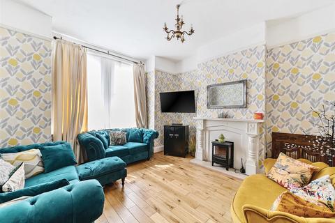 3 bedroom terraced house for sale, Ivy Road, London NW2