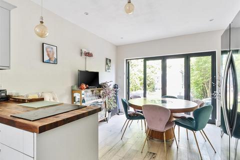 3 bedroom terraced house for sale, Ivy Road, London NW2