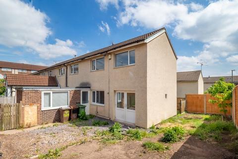 15 Hoefield Crescent, Nottingham, NG6 8AY