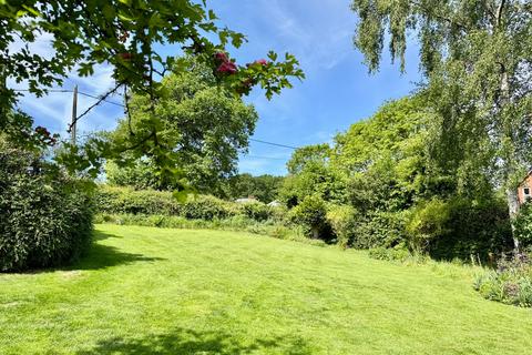 4 bedroom country house for sale, Shobley, BH24