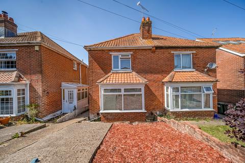 102 Ash Tree Road, Bitterne Park, Southampton, SO18 1LZ