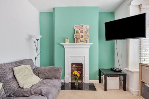 102 Ash Tree Road, Bitterne Park, Southampton, SO18 1LZ