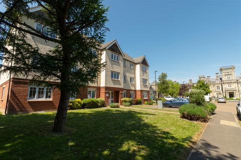 2 bedroom flat for sale, Edward Betts Close, Aylesford